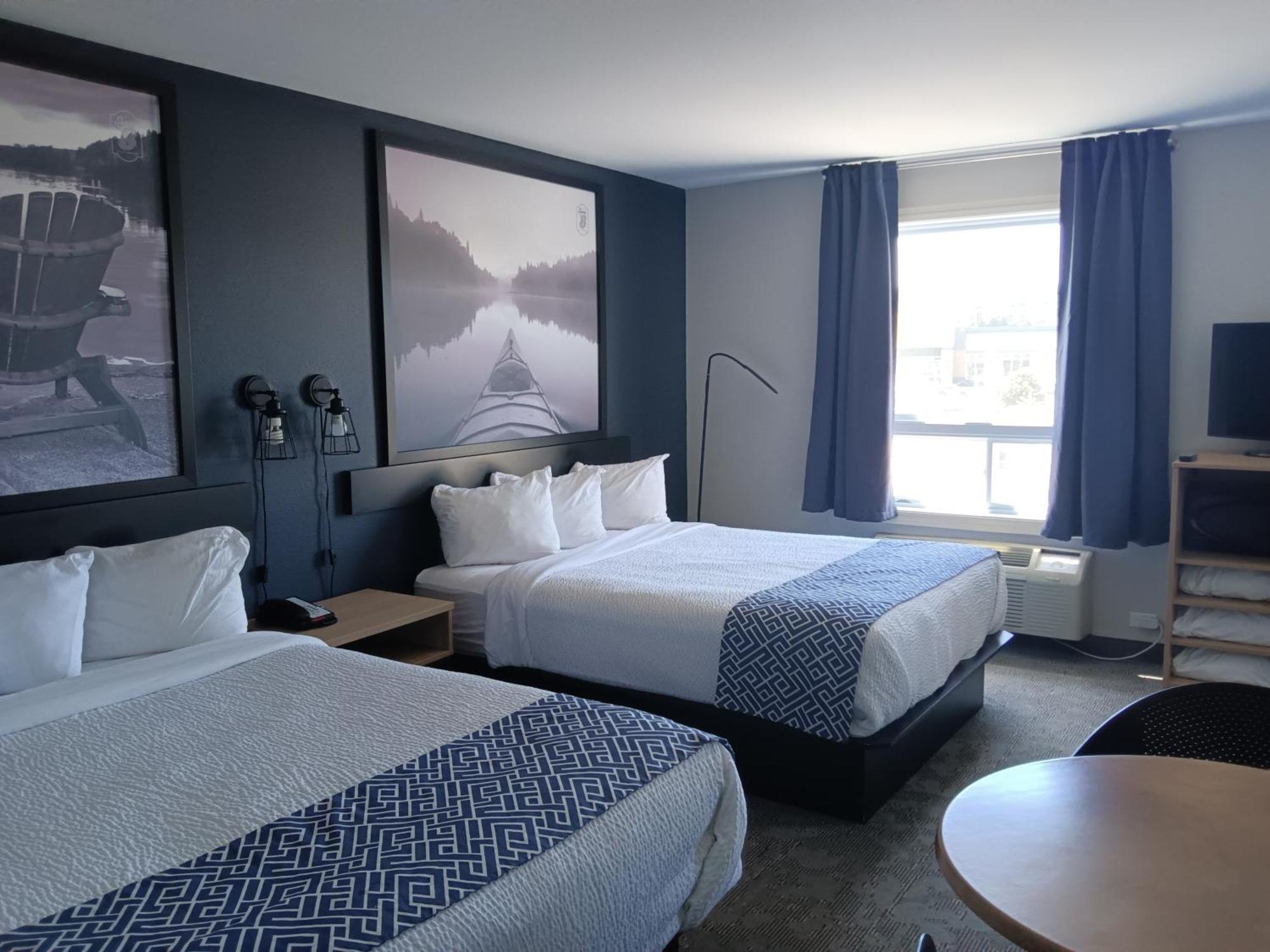 Super 8 By Wyndham St-Jerome Hotel Saint-Jerome Exterior photo